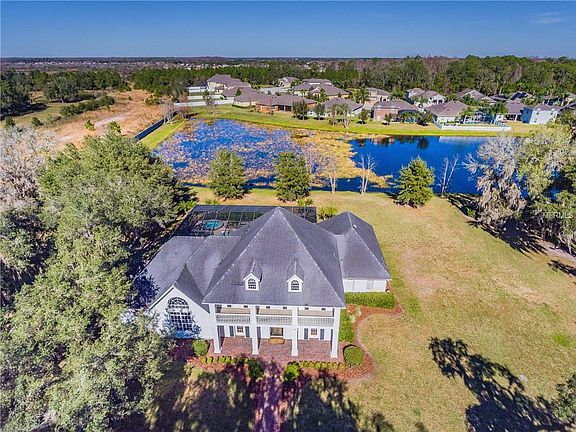 3rd image of 19009 Falcon Crest Blvd