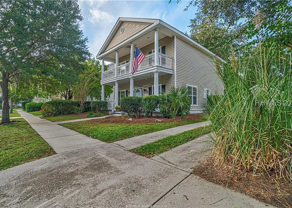 1st image of 104 Westbury Park Way