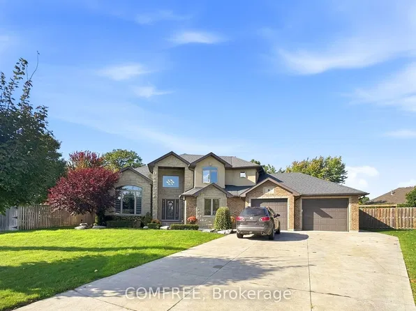 8 Marshwoods Blvd, Kingsville, ON N9Y 0A5