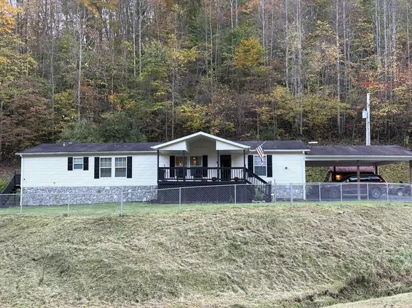 1435 Peeled Poplar Rd, Grundy, VA 24614