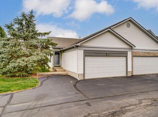 1090 Watkins Glen Ct, Marysville, OH 43040