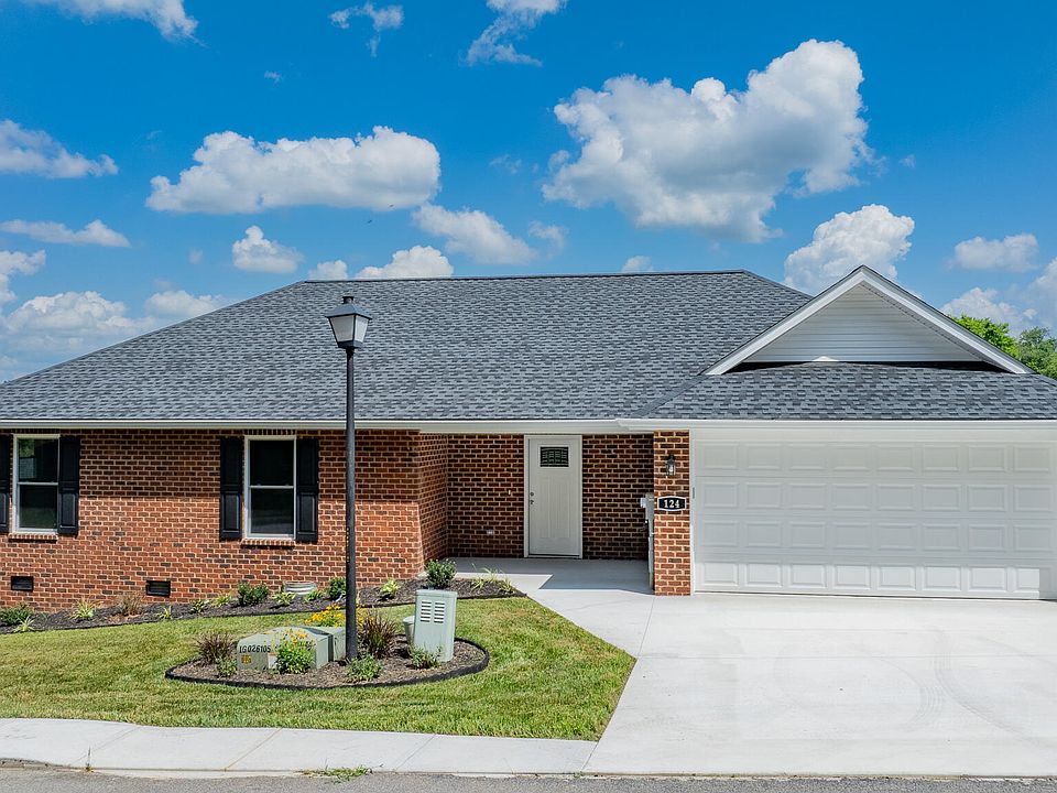 1st image of 124 Keeneland Cir