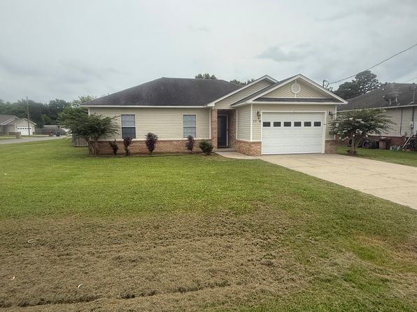 25 Cedar Loop