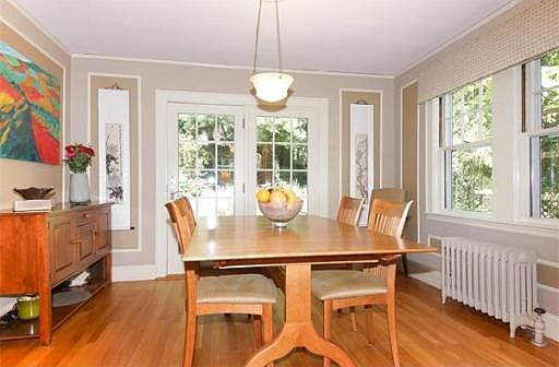5th image of 169 Holworthy St