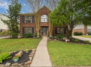 819 Rolling Run Ct, Houston, TX 77062