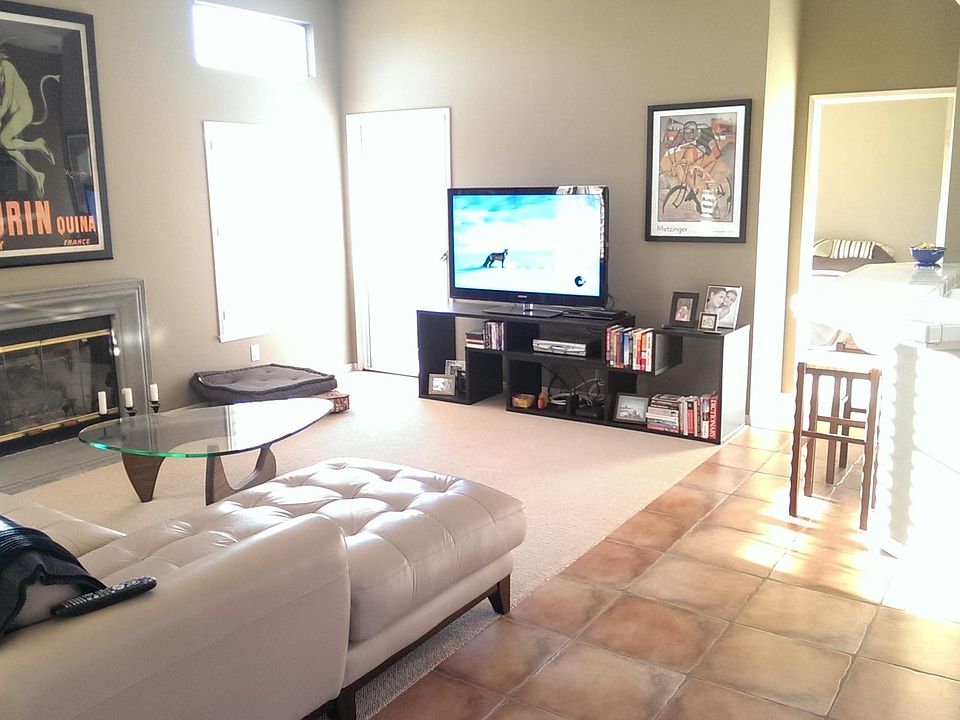 1st image of 521 Arbor Dr