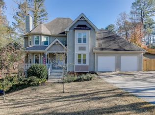 1951 Sturbridge Ln, Buford, GA 30519