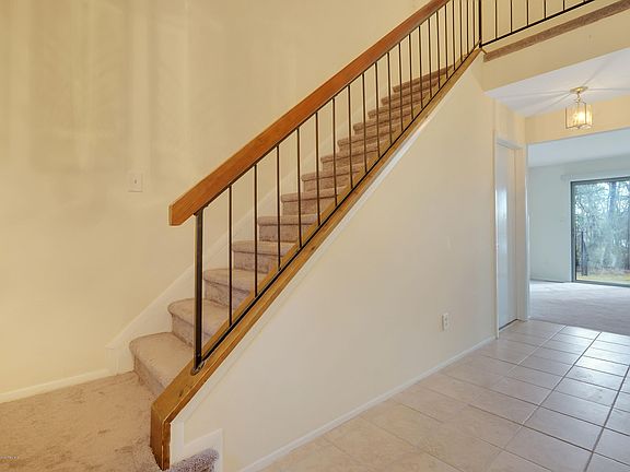 3rd image of 609 Bounty Ct #9C