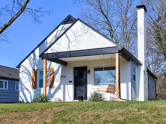 3rd image of 2836 E Moreland Dr