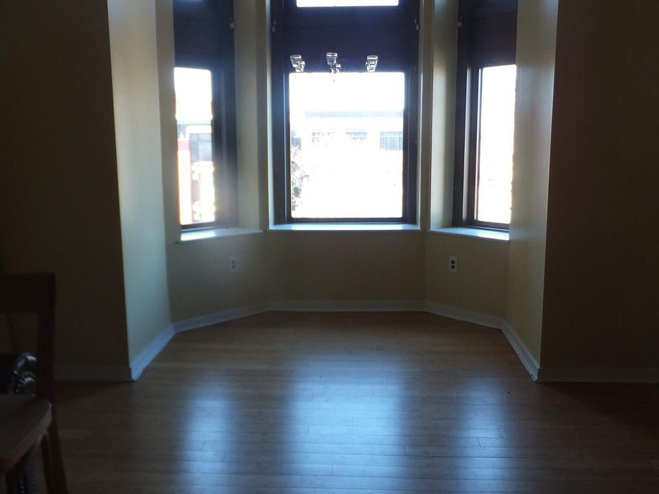 2nd image of 18 S George St