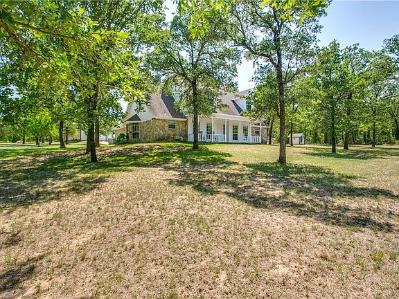 2nd image of 131 County Road 3852
