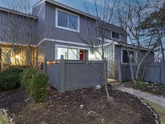2nd image of 38 Twin Lakes Dr