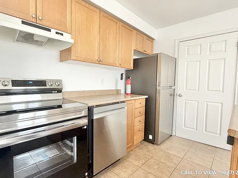 49 Innisvale Dr — Photo 5