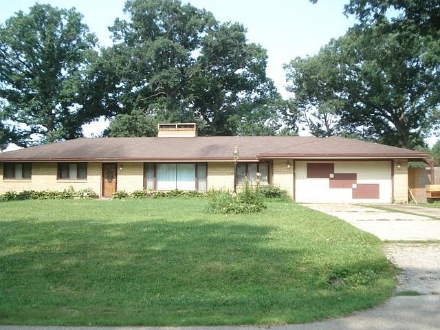 1st image of 2913 Canyon Woods Dr