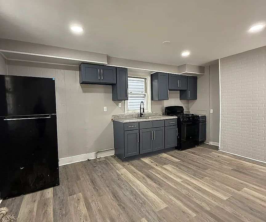 1st image of 187 Jelliff Ave #5D