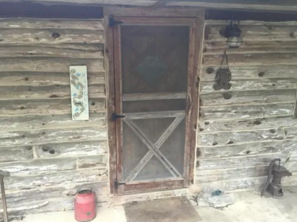 22765 County Road 203, Wheatland, MO 65779