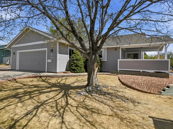 26 Sandra Ln, Broomfield, CO 80020