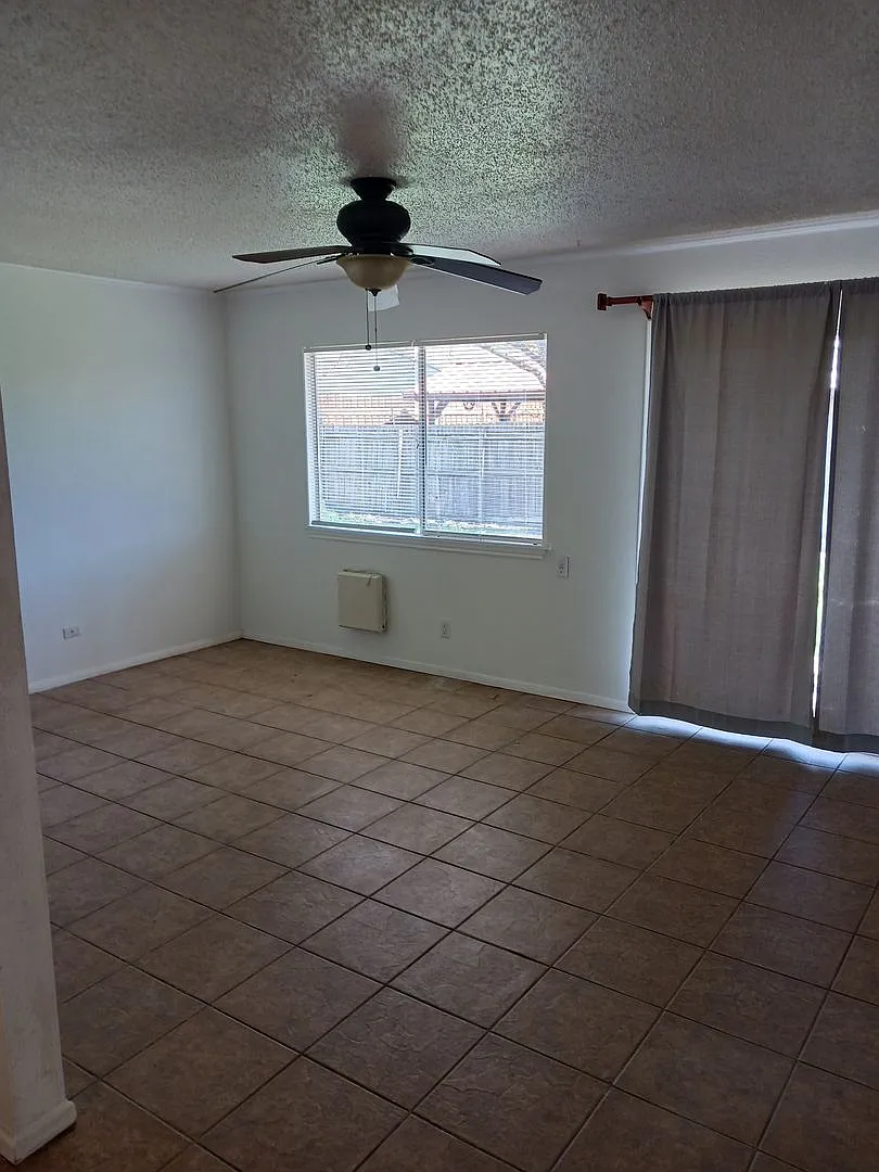 Welcome Home To Comfortable Living In Sherwood Terrace Addition Available Now! — Photo 4