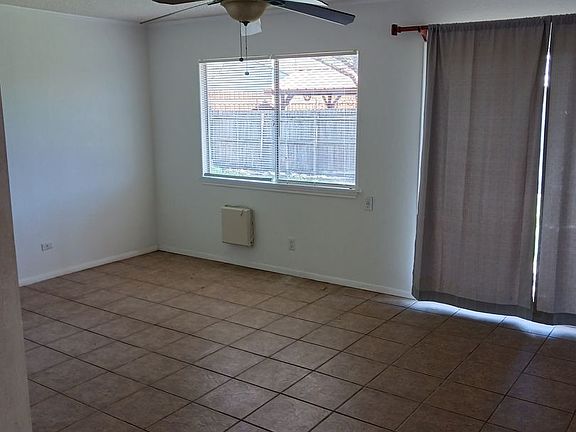 4th image of 282 Mockingbird Ln