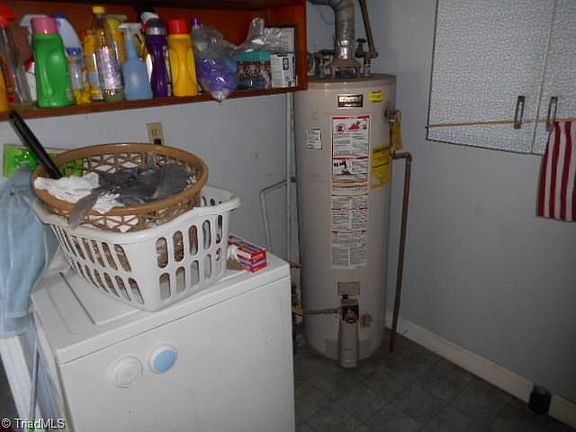 4th image of 2402 Kersey Ct