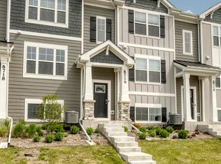 8716 Orchid Dr, Saint John, IN 46373