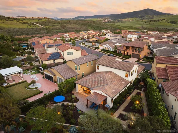 7964 Auberge Cir, San Diego, CA 92127