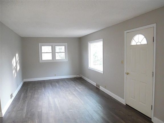 5th image of 2607 Golden Blvd