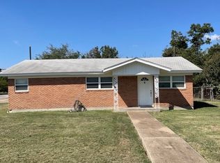 4101 Field St, Haltom City, TX 76117