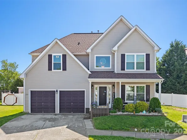 224 Otman Ct, Rock Hill, SC 29732