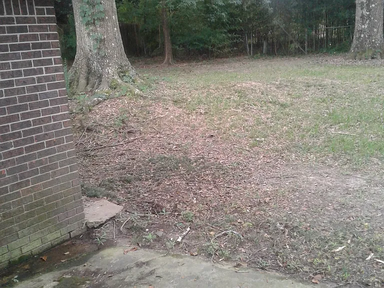 135 Oakridge Dr — Photo 8