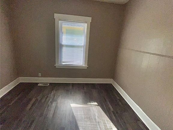 4th image of 603 17th Ave