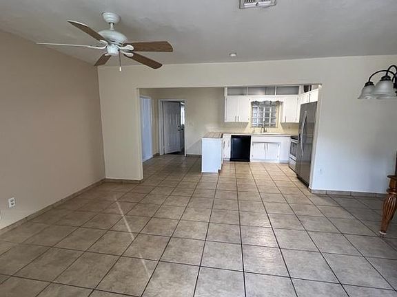 2nd image of 1308 Sunset Ave