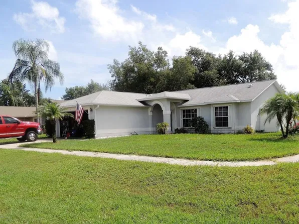 5531 River Oaks Dr, Titusville, FL 32780