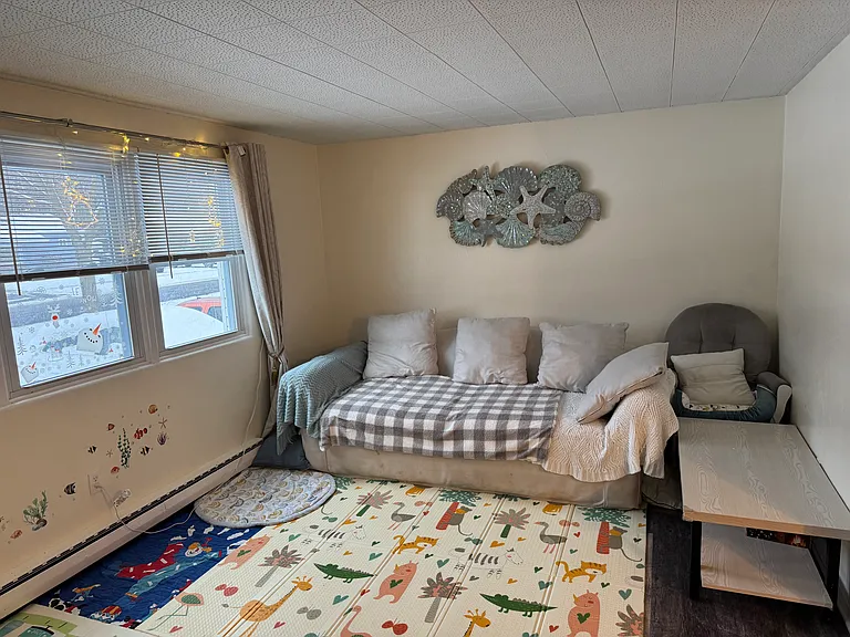 329 Oak St #1 — Photo 6