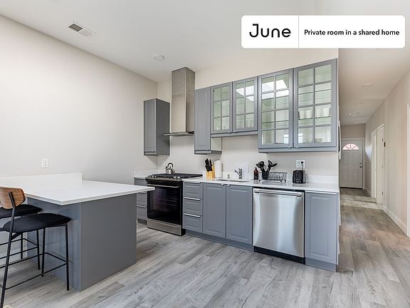 5th image of 23 Newport St #D