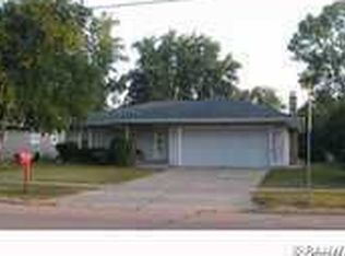 220 E Hamilton Ave, Eau Claire, WI 54701