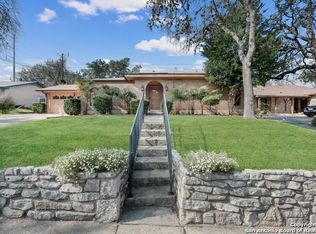 6111 Forest View St, San Antonio, TX 78240