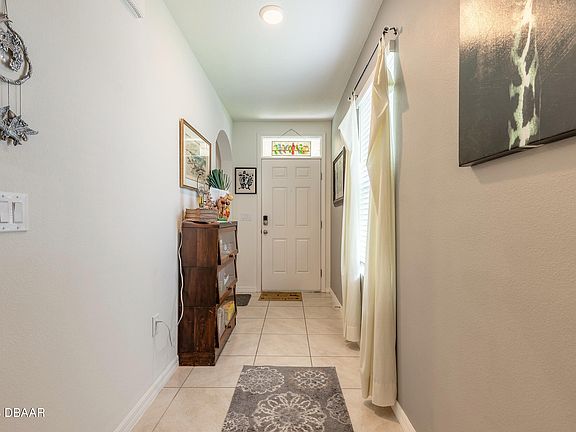 5th image of 554 Armoyan Way