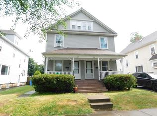135-137 Colonial Rd, Rochester, NY 14609