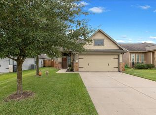 2902 Silver Oak Dr, College Station, TX 77845
