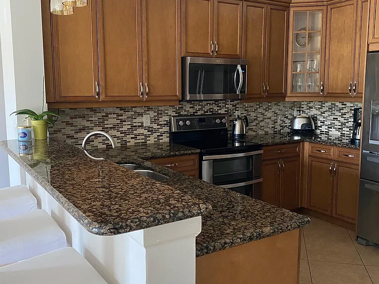 9324 Savannah Estates Dr — Photo 3