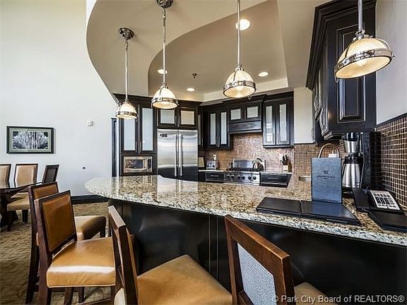 4th image of 2100 W Frostwood Blvd #4140