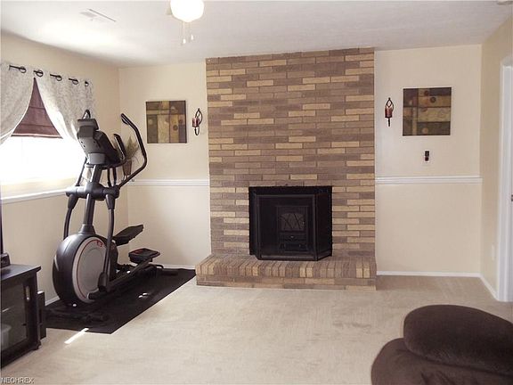 5th image of 7836 Driftwood Dr