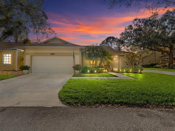 767 Caya Costa Ct NE, Saint Petersburg, FL 33702