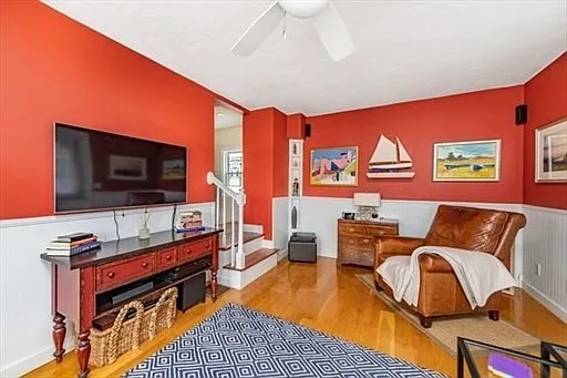689 Nantasket Ave — Photo 5