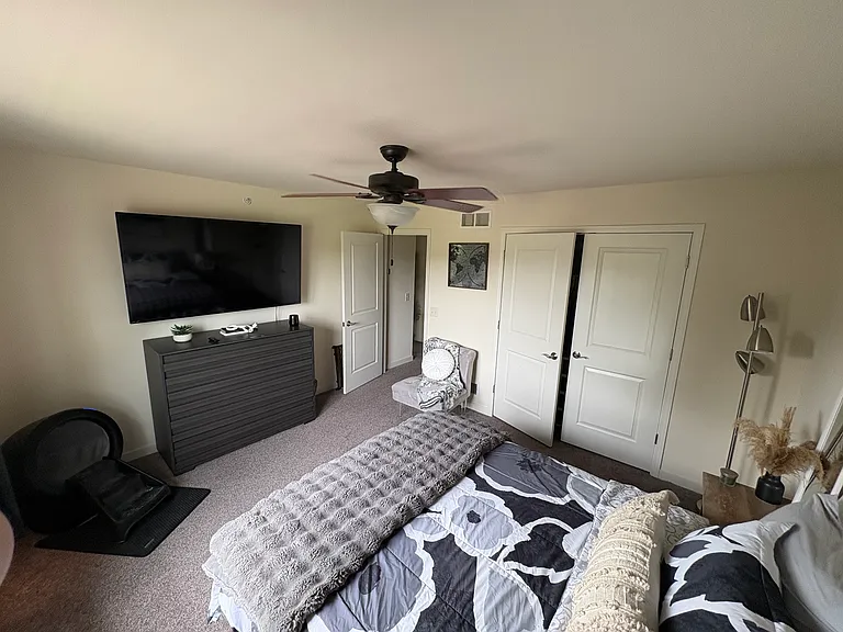 1280 N Pine St #1280 — Photo 16