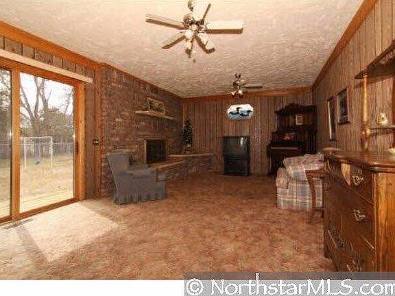 2nd image of 817 Meadowwood Drive