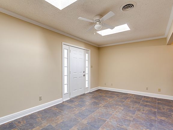 3rd image of 7914 Gleason Dr APT 1044