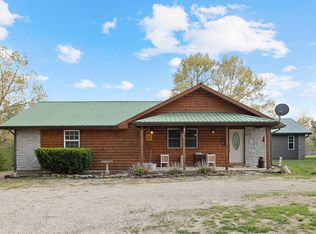 8998 Mountain Valley Rd, Mountain Grove, MO 65711