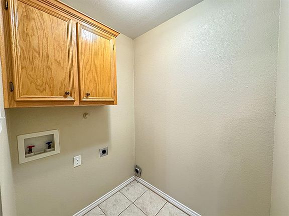 3rd image of 428 N Wall St #428A
